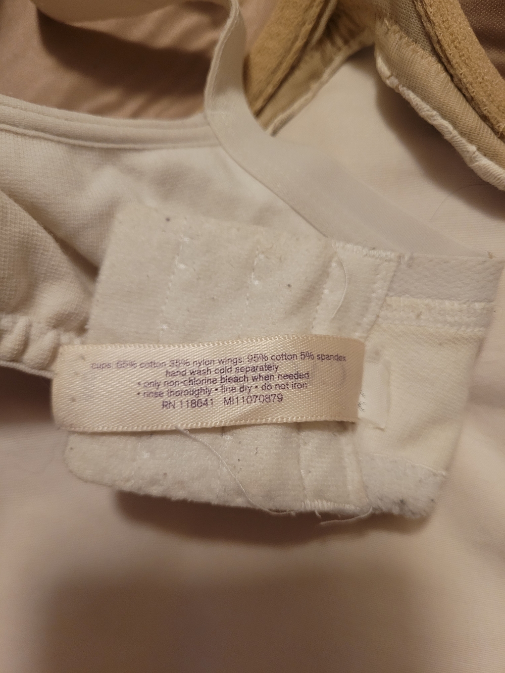 Cacique Lace Full-Coverage Bra in Cream - Picture 3 of 4